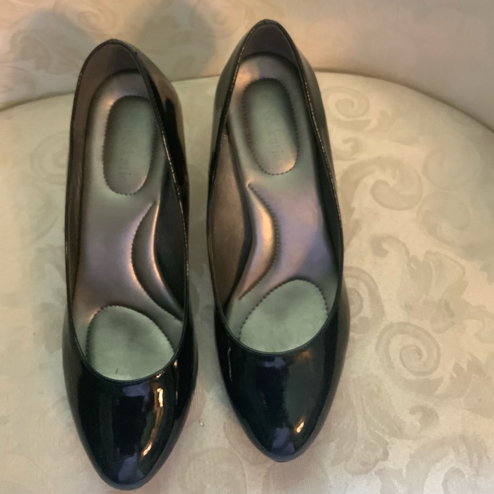 Kelly and Kate heels size 9W